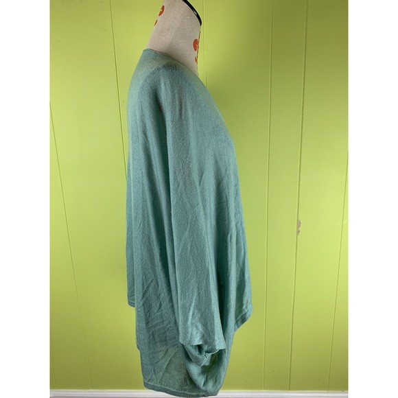 Womens Light Green Knit Poncho Cardigan OSFM Open Front Soft - Picture 2 of 8